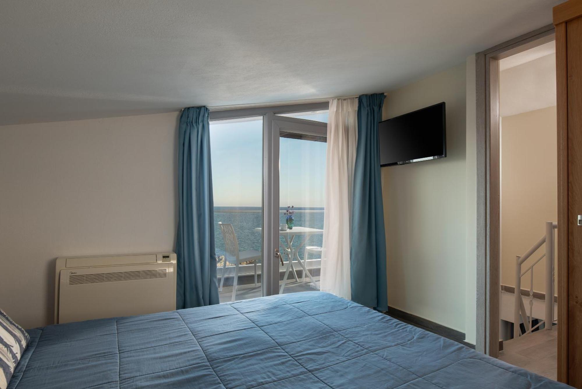 Almare Seaside Studios & Suites - Sarti Sithonia Dış mekan fotoğraf